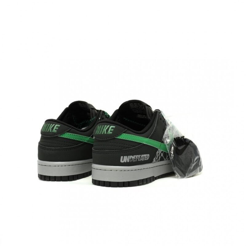 【AT12997】UNDEFEATED x Nike SB Dunk Lowコラボスニーカー - ストリートファッションとスケートカルチャーの完璧な融合 | Undefeated x Nike