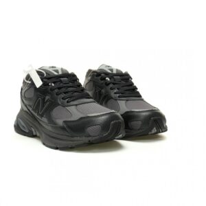 【AT13039】New Balance M2010シリーズレザーブラックダークグレースニーカー - 都会のエリートが持つ優雅なセンスを表現 | New Balance