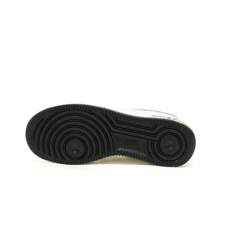 【AT13043】ルイ・ヴィトン × ナイキ エアフォース1コラボスニーカー限定エディション | Nike x Louis Vuitton
