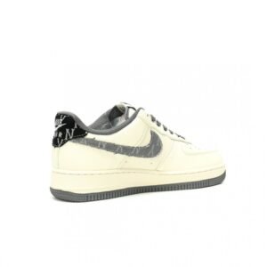 【AT13044】Nike x MLB ニューヨーク・ヤンキース Air Force 1 Low スニーカー | Nike Air Force 1