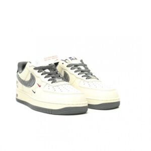 【AT13044】Nike x MLB ニューヨーク・ヤンキース Air Force 1 Low スニーカー | Nike Air Force 1