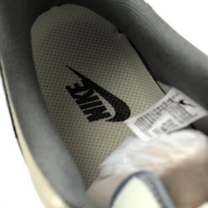 【AT13044】Nike x MLB ニューヨーク・ヤンキース Air Force 1 Low スニーカー | Nike Air Force 1