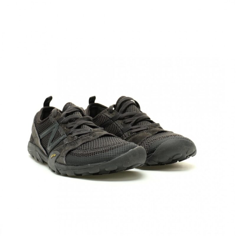 【AT13057】New Balance × Issey Miyake コラボ MT10シリーズ スポーツシューズ | New Balance