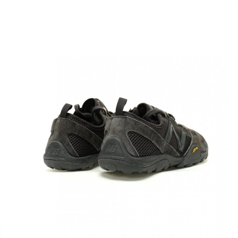 【AT13057】New Balance × Issey Miyake コラボ MT10シリーズ スポーツシューズ | New Balance