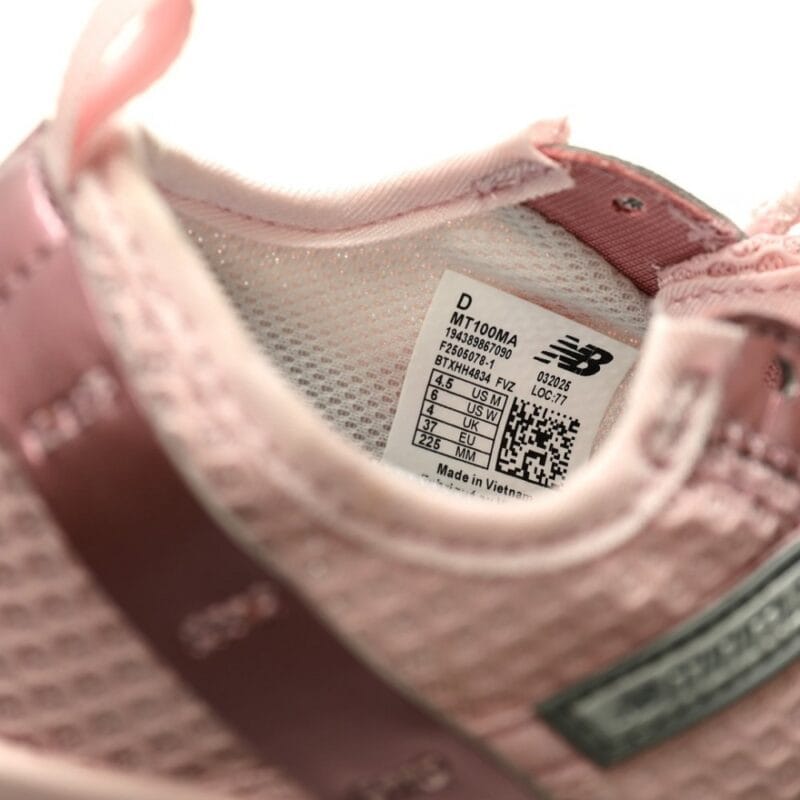 【AT13058】New Balance × Issey Miyake MT10ローズシュガーアウトドアシューズ | New Balance