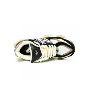 【AT13060】New Balance 9060シリーズ ブラック、ホワイト、カーキ色のスニーカー | New Balance
