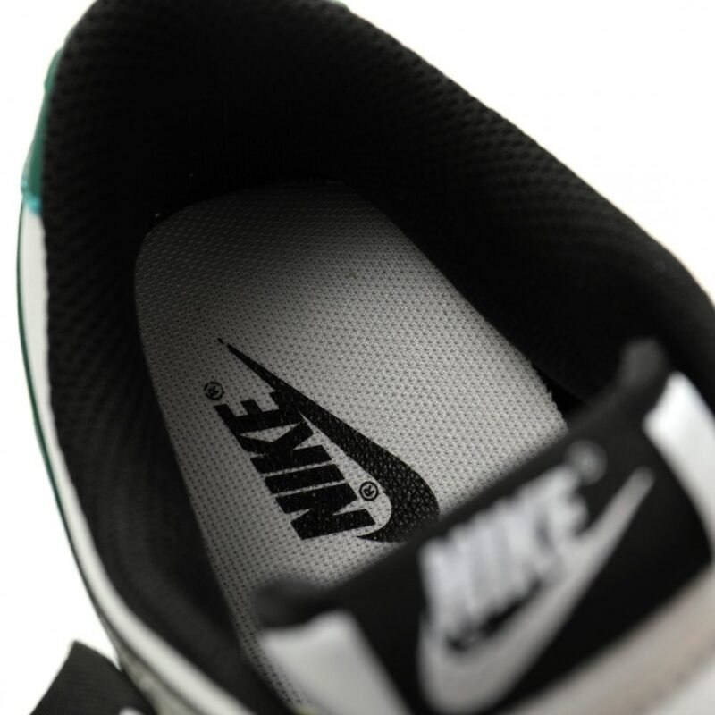 【AT13068】ナイキSBダンクロー ブラックホワイトグリーン スケートボードシューズ | Nike Dunk