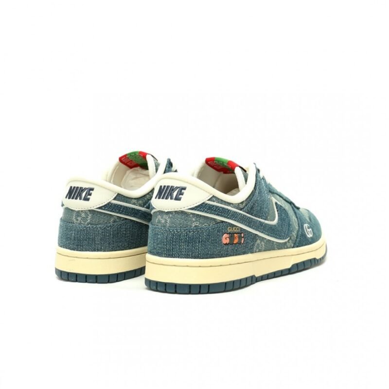 【AT13070】ナイキSB ダンク Low x グッチ コラボスニーカー - 贅沢なストリートファッション | Nike x Gucci