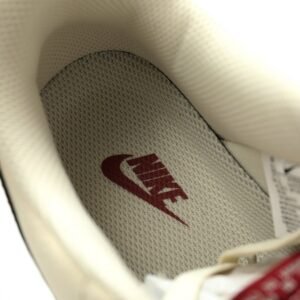 【AT13071】ナイキ Air Force 1 '07 LV8 Low 'Dior' カスタムスニーカー | Dior x Nike