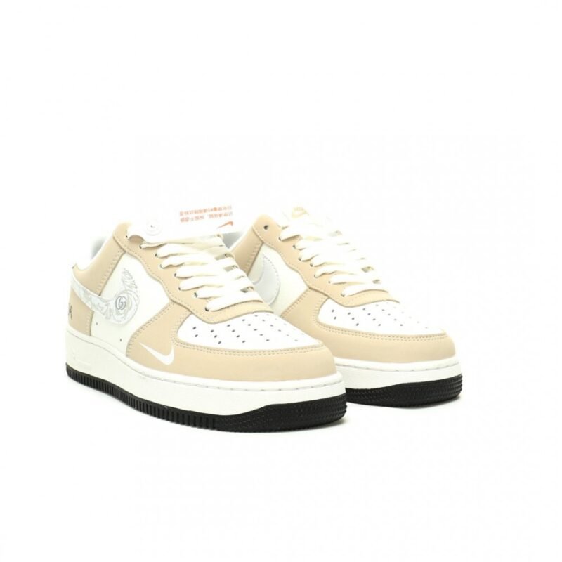 【AT13075】ナイキ×ディオール Air Force 1 Low スニーカー | Dior x Nike