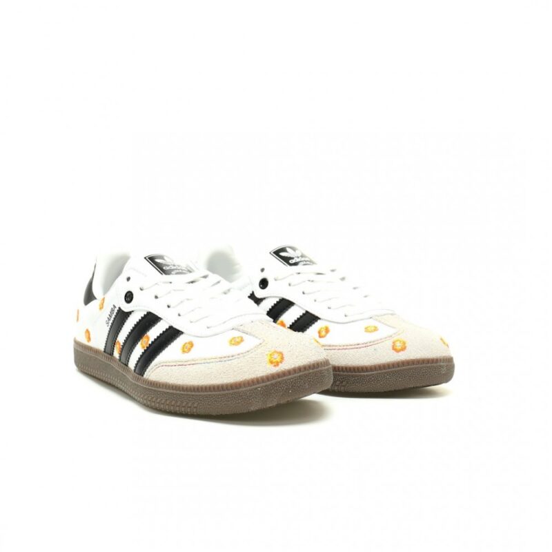 【AT13090】Adidas Originals Samba OG スニーカー、ユニークなカモミール刺繍付き | Adidas Samba