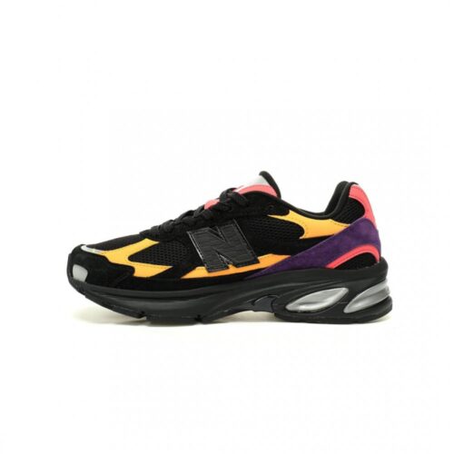 【AT13097】ニューバランスとKITHのM2010シリーズコラボレーションランニングシューズ | New Balance