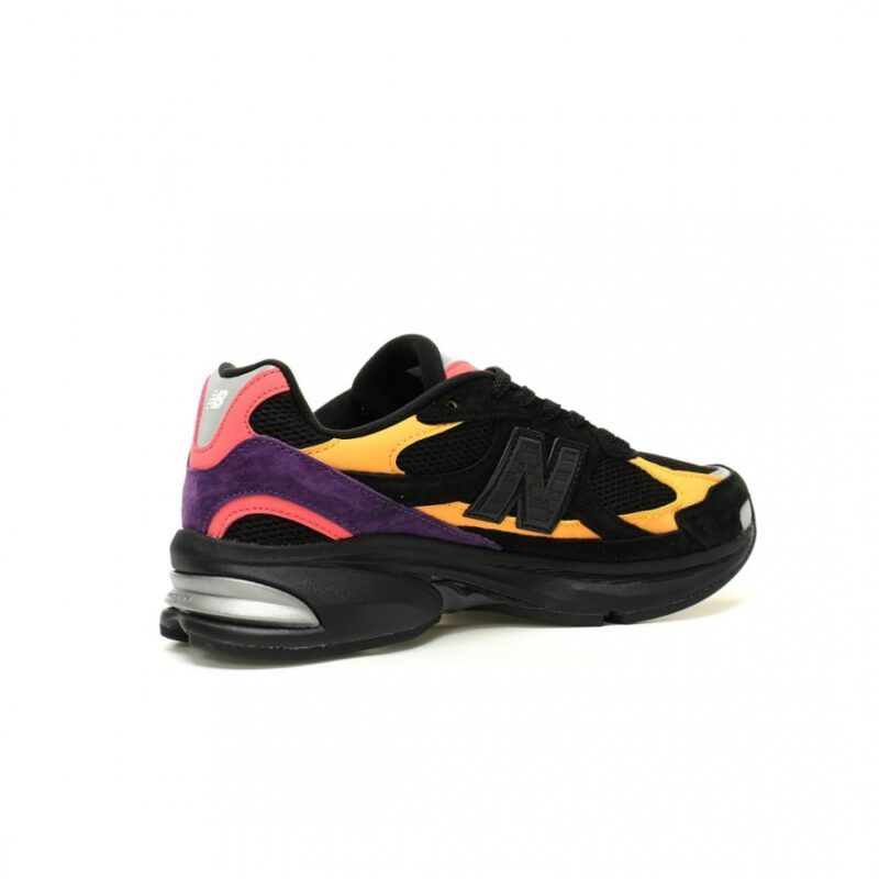 【AT13097】ニューバランスとKITHのM2010シリーズコラボレーションランニングシューズ | New Balance
