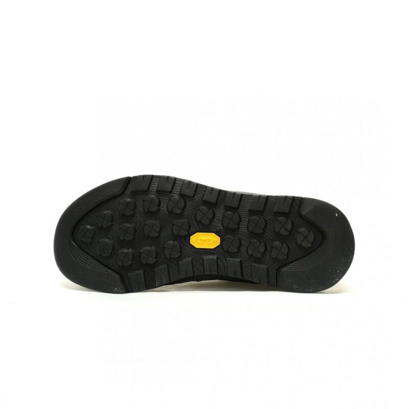 【AT13098】The North Face Clyffe Low Sneakerアウトドアシューズ - 都市のファッションとアウトドア技術の完璧な融合 | TNF