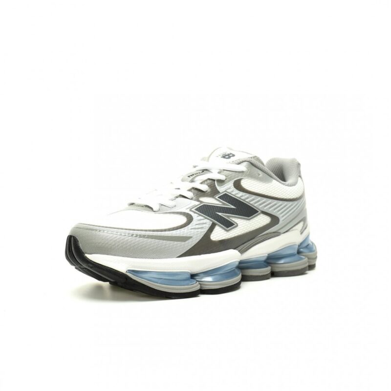 【AT13109】New Balance U2000シリーズランニングシューズ - シルバーグレーグレイシャーブルー | New Balance