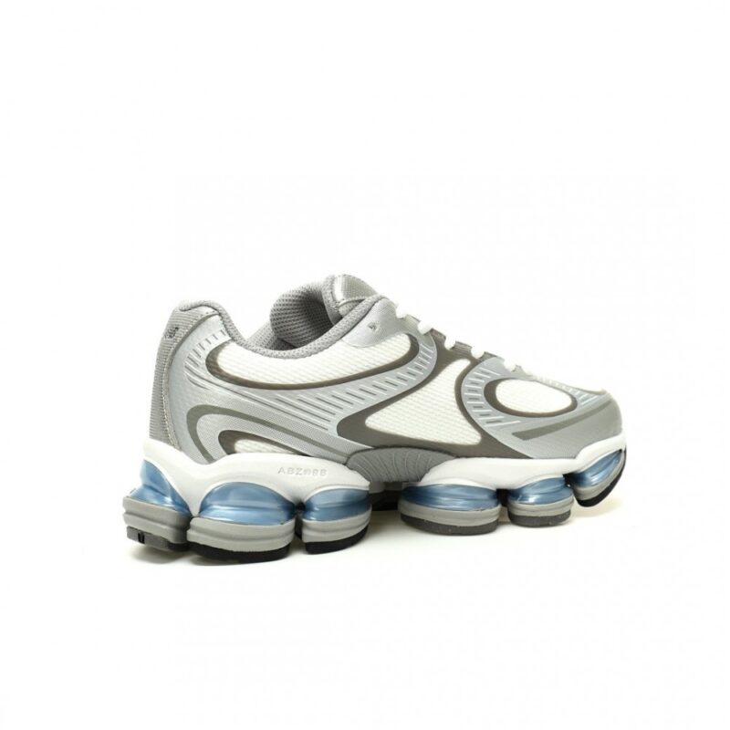 【AT13109】New Balance U2000シリーズランニングシューズ - シルバーグレーグレイシャーブルー | New Balance
