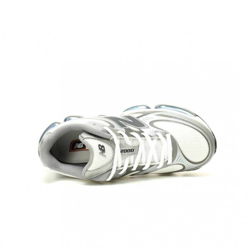 【AT13109】New Balance U2000シリーズランニングシューズ - シルバーグレーグレイシャーブルー | New Balance
