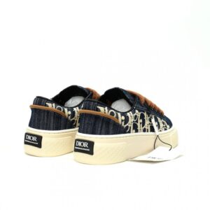 【AT13121】ディオールDior B33シリーズローカットスニーカー - デニム素材とクリームCD刺繍が特徴のラグジュアリースニーカー | Christian Dior
