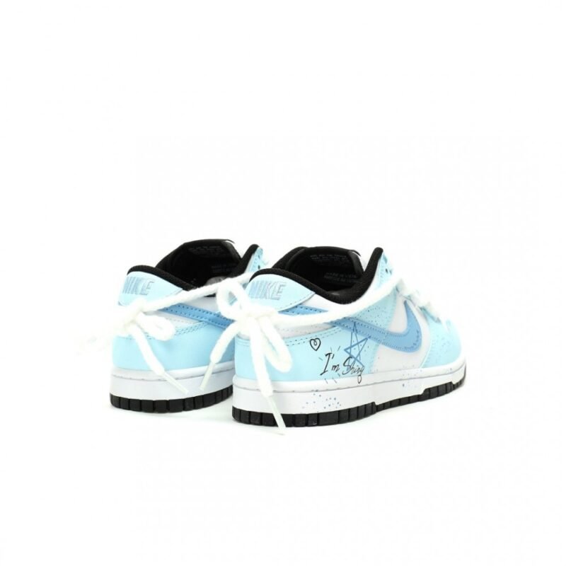 【AT13123】ナイキSBダンクロウ青白スケートボードシューズ 機能性とデザイン美の融合 | Dunk