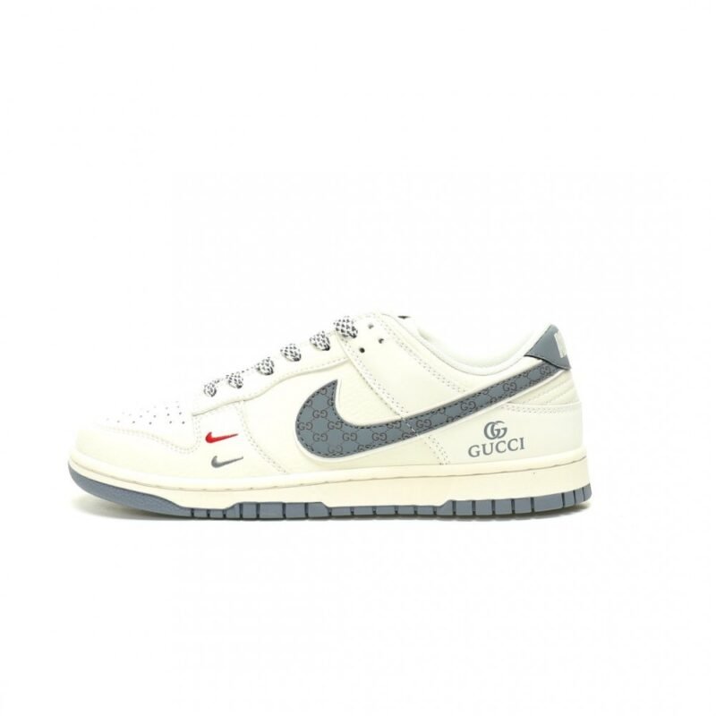【AT13124】ナイキ × グッチコラボダンクロー・スニーカー - 高級スポーツファッションの最高峰 | Gucci x Nike