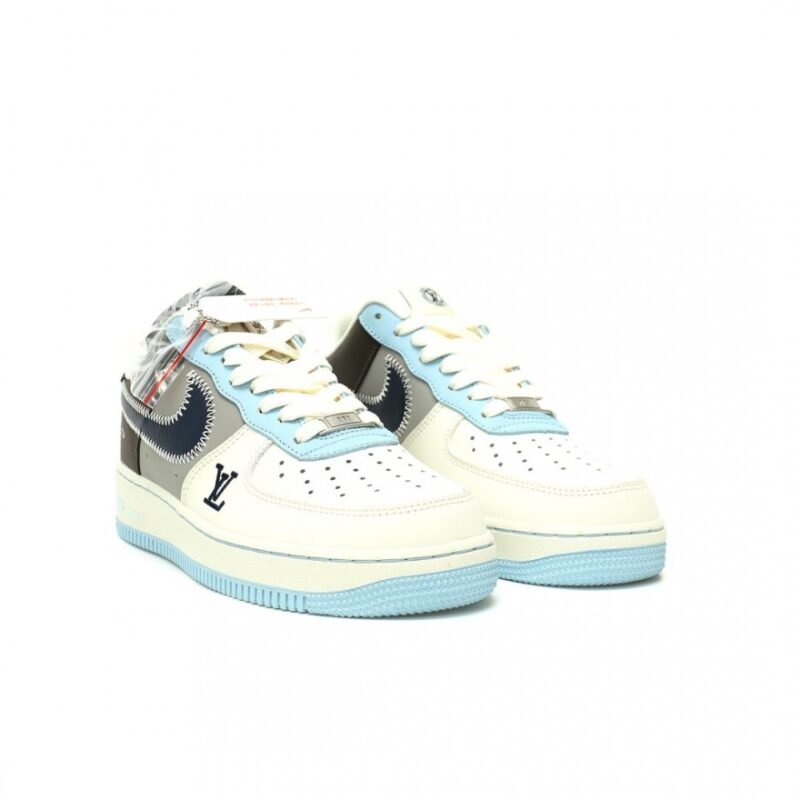 【AT13125】Louis Vuitton x Nike Air Force 1 スニーカー - デニム素材とエレガントなカラーブロックデザイン | Nike x Louis Vuitton