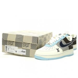 【AT13125】Louis Vuitton x Nike Air Force 1 スニーカー - デニム素材とエレガントなカラーブロックデザイン | Nike x Louis Vuitton