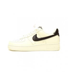 【AT13127】ナイキ Air Force 1 '07 Low 'Sail Brown' スニーカー - クラシックデザインと快適性を兼ね備えた新作 | Nike Air Force 1