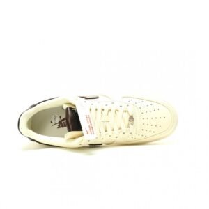 【AT13127】ナイキ Air Force 1 '07 Low 'Sail Brown' スニーカー - クラシックデザインと快適性を兼ね備えた新作 | Nike Air Force 1