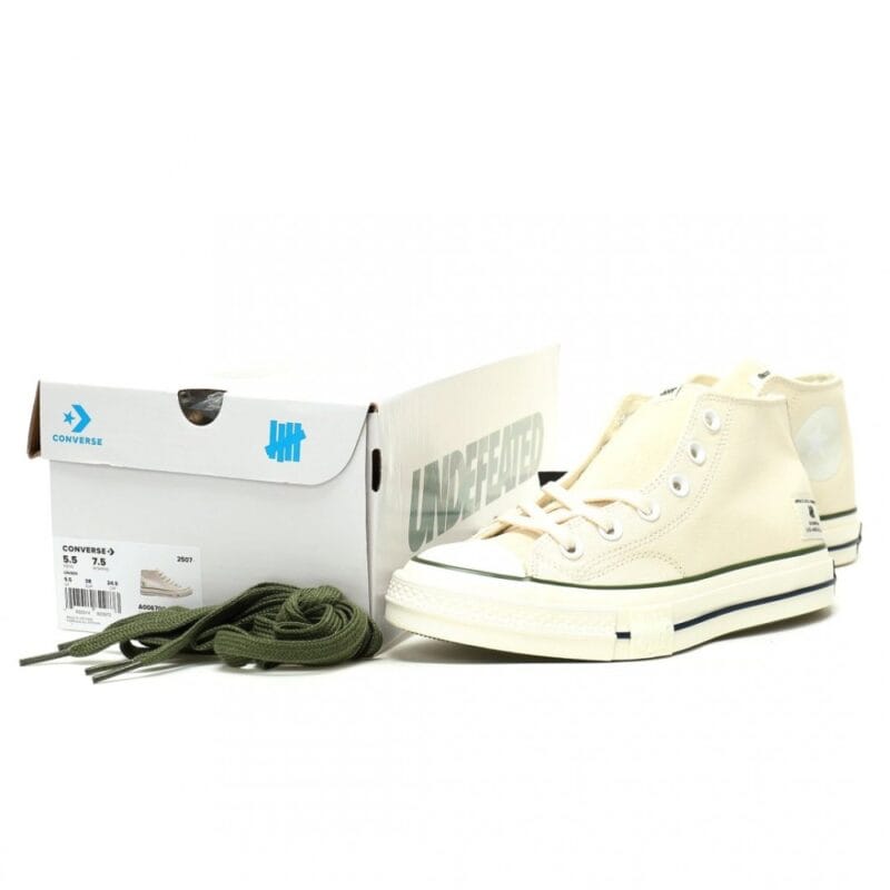 【AT13132】UNDEFEATED x コンバース チャックテイラー 1970 Mid コラボレーションミッドカットスニーカー | Converse All Star
