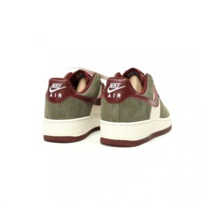 【AT13147】ナイキ Air Force 1 '07 Low スニーカー - ストリートファッションの遺伝子 | AF1