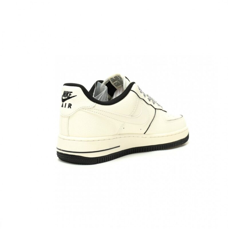 【AT13149】ナイキ x ザ・ノースフェイス Air Force 1 コラボカスタムモデル｜ストリートファッションとアウトドアの融合【Nike x The North Face】 | Nike x The North Face