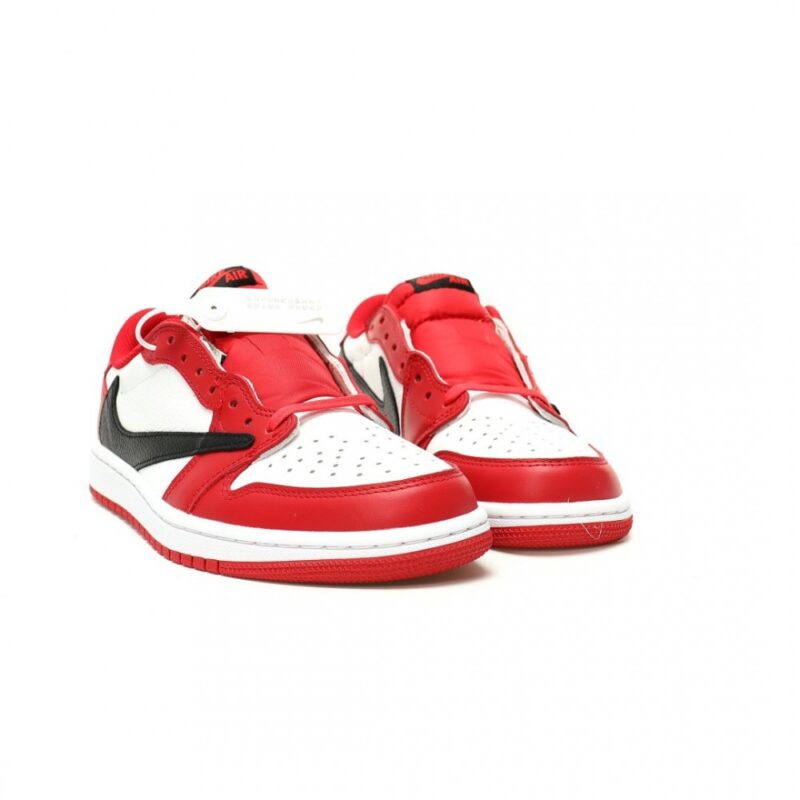 【AT13152】トラビス・スコット×ナイキ エアジョーダン1ロー スニーカー | Nike x Travis Scott