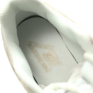 【AT13189】ニューバランス New Balance 204Lシリーズレトロランニングシューズ | New Balance