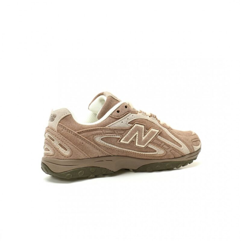 【AT13190】ニューバランス New Balance 204Lシリーズ スポーツシューズ | New Balance