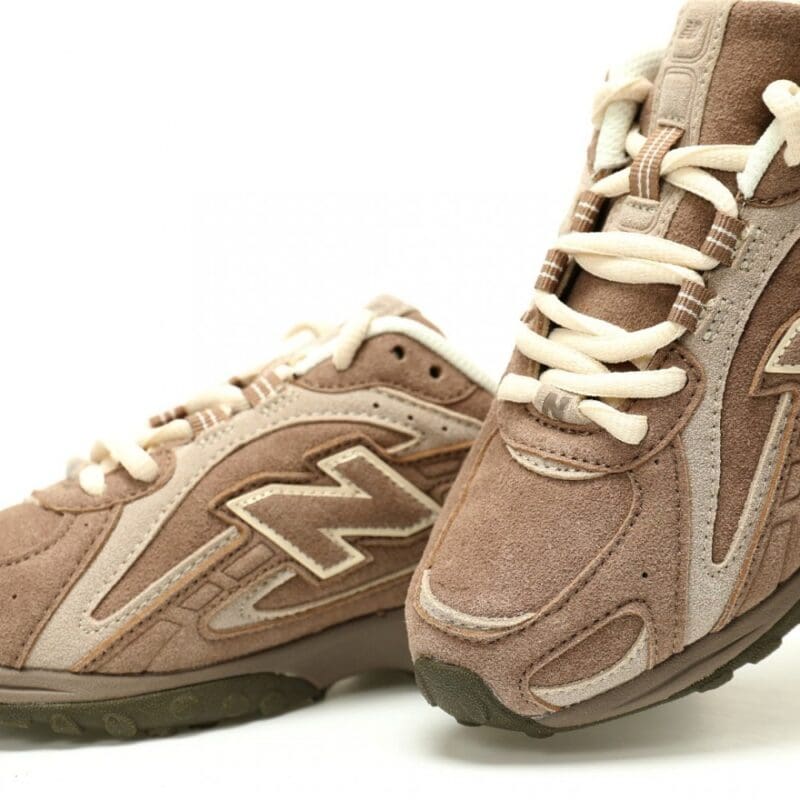 【AT13190】ニューバランス New Balance 204Lシリーズ スポーツシューズ | New Balance