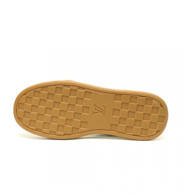 【AT13204】LOUIS VUITTON（ルイヴィトン）Tilted シリーズ苔緑色スポーツシューズ - 高品質素材と前衛的デザイン | Louis Vuitton Malletier