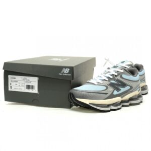 【AT13214】ニューバランスU2000シリーズ - 高品質デザインと革新技術 | New Balance