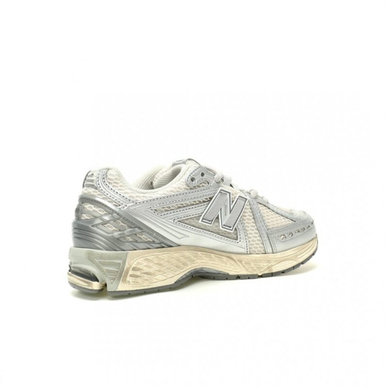【AT13215】ニューバランスNew Balance 1906R Protection Packレトロレザーランニングシューズ | New Balance