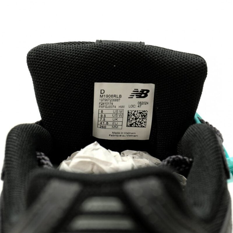 【AT13217】New Balance x AURALEE コラボ 1906Rシリーズ 'Black Phantom' スニーカー | New Balance