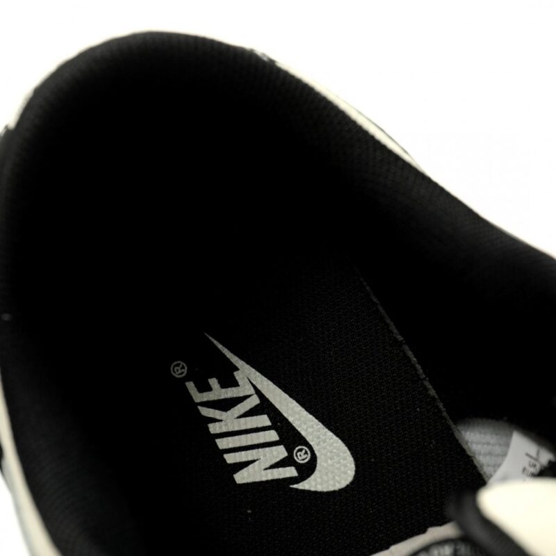 【AT13235】Nike SB Dunk Lowシリーズ グラフィティ配色ローカットスケートボードシューズ | Dunk