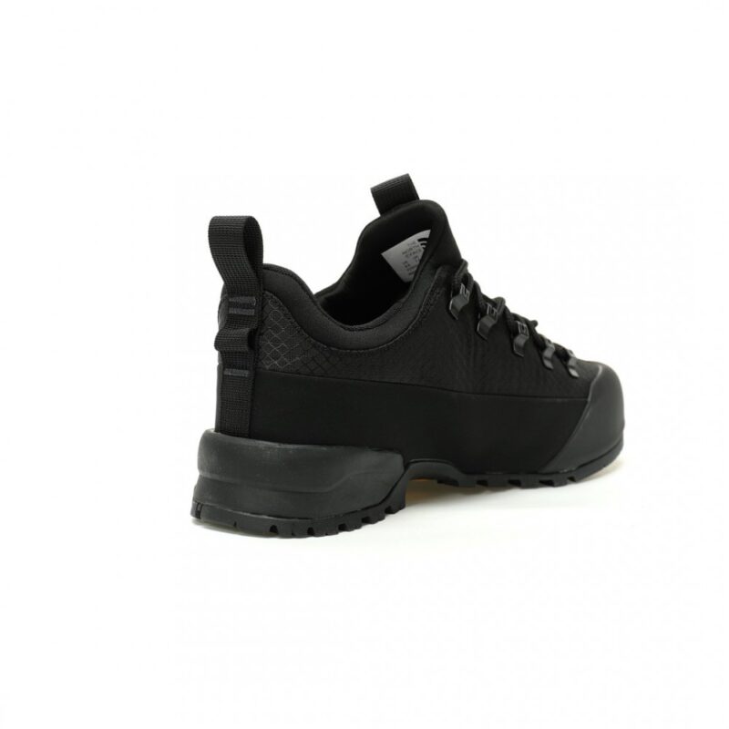 【AT13301】The North Face Glenclyffeシリーズ: 都市通勤からハイキングまで対応可能なアウトドアシューズ | The North Face