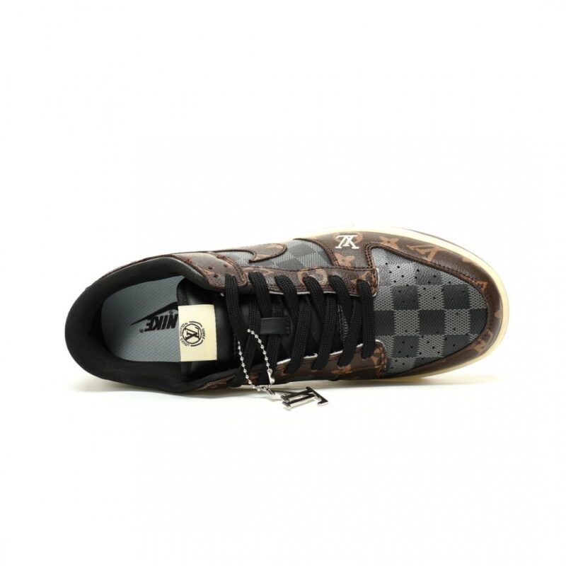 【AT13339】Nike SB Dunk Low×Louis Vuittonコラボレーションスニーカー | Nike x Louis Vuitton