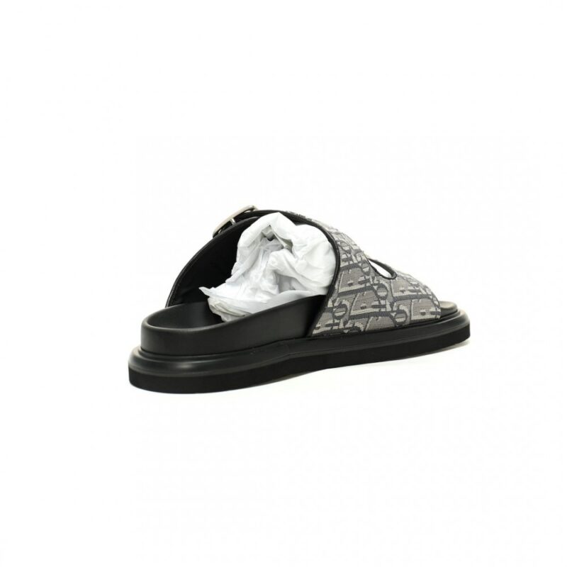 【AT13345】ディオールDiorオブリークプリントサンダル - 現代的なエレガンスとストリートファッションの融合 | Christian Dior