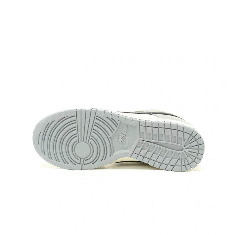 【AT13367】Nike SB Dunk Low Smoke Grey スケートボードシューズ | Nike Dunk