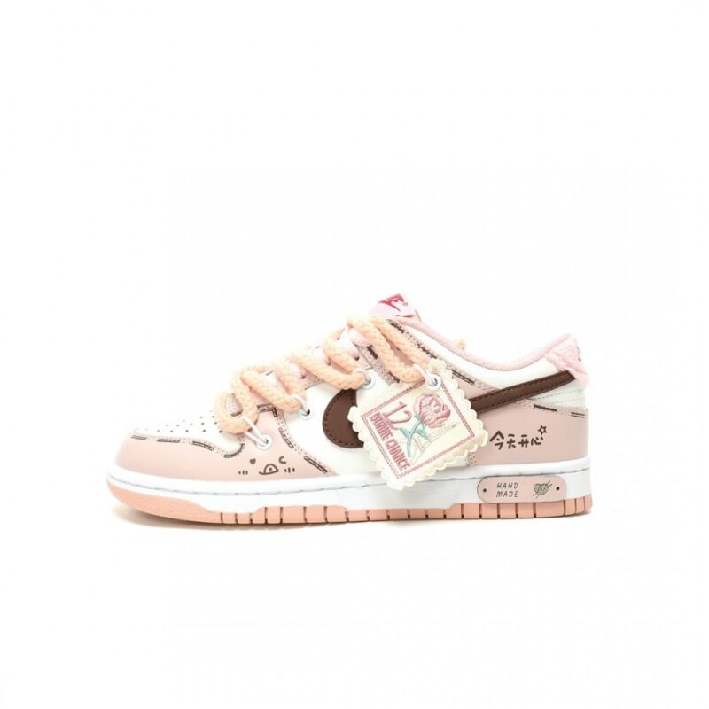 【AT13369】オフホワイトとナイキのコラボSB Dunk Lowローズカラースポーツシューズ | OffWhite x Nike