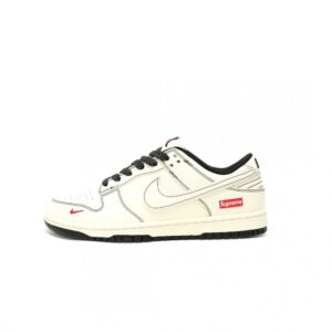 【AT13370】シュプリーム×ナイキSBダンクLowコラボ - ストリートファッションの最高傑作 | Supreme x Nike