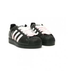 【AT13579】adidas Originals スーパースタークラシックスエードスニーカー ブラックピンクデザイン | Superstar