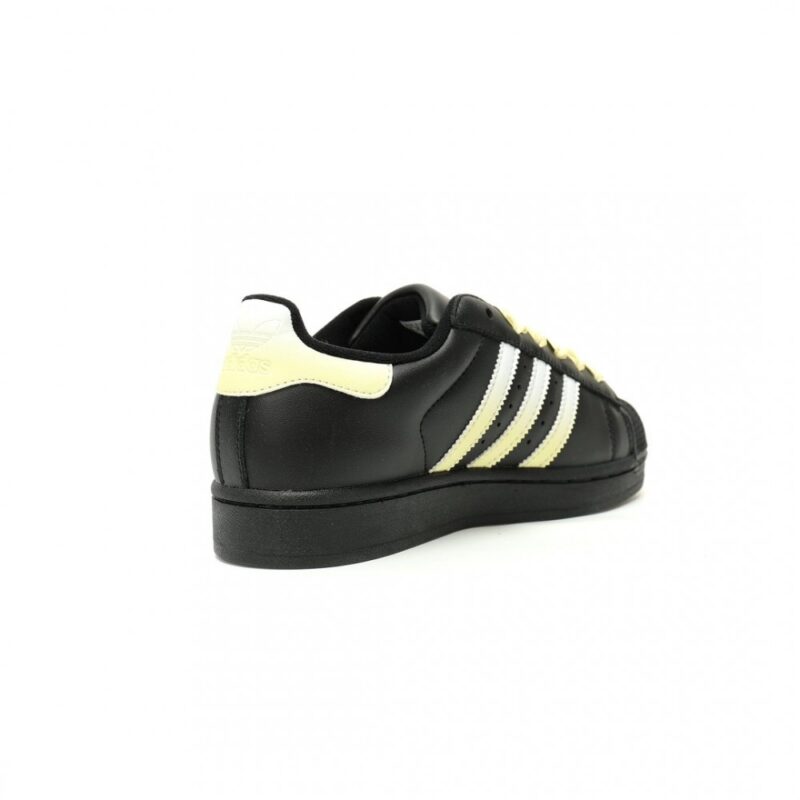 【AT13581】adidas OriginalsのスーパースターIIシェルトゥ | 黒から黄色へのグラデーションカラー | スエードレザーアッパー | Adidas Superstar