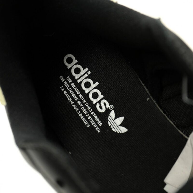 【AT13581】adidas OriginalsのスーパースターIIシェルトゥ | 黒から黄色へのグラデーションカラー | スエードレザーアッパー | Adidas Superstar