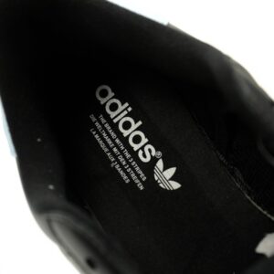 【AT13584】アディダスの黒色スーパースターIIシェルトゥ | スウェードアッパーとTrifoliumロゴ入り | ストリートファッション | Adidas Superstars